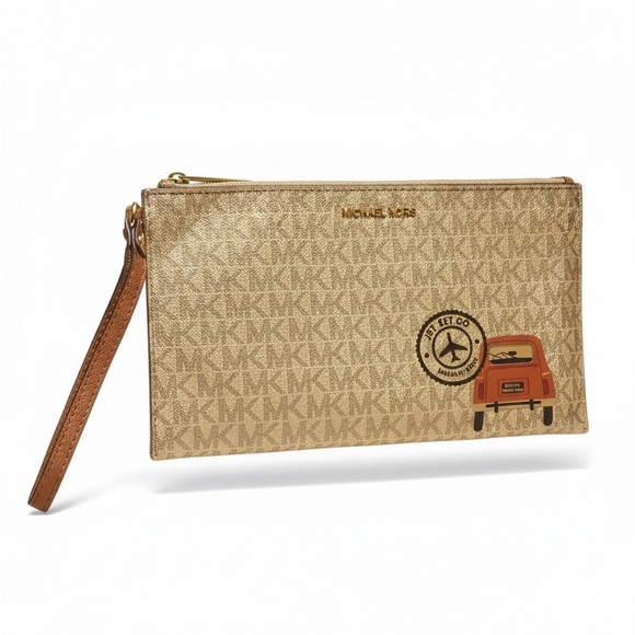 Michael Kors Handbags - Michael Kors Jet Set Go Travel Clutch